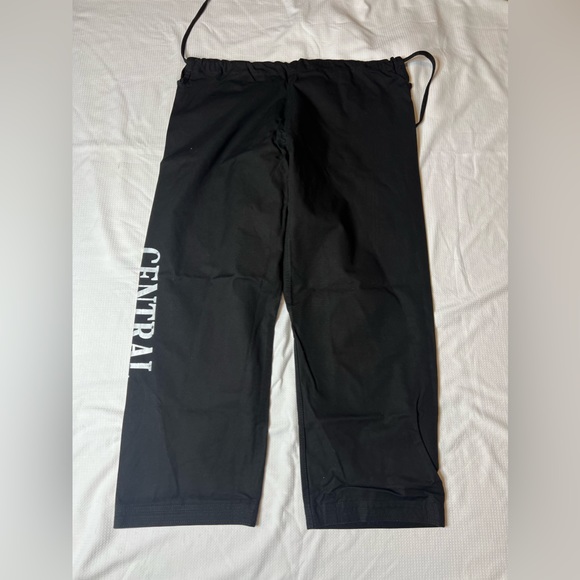 Men’s Force Martial Arts Supply Gi - Picture 4 of 5